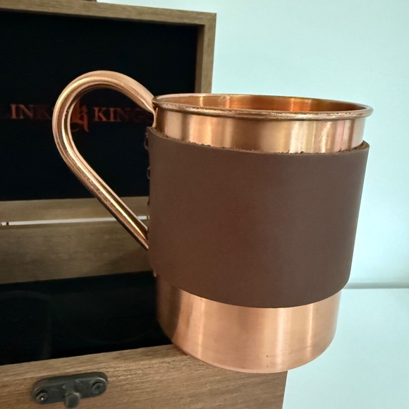 Links and Kings ~ Luxury Golf ~ Moscow Mule ~ Copper Mug w/ Leather Sleeve Box - Picture 3 of 8